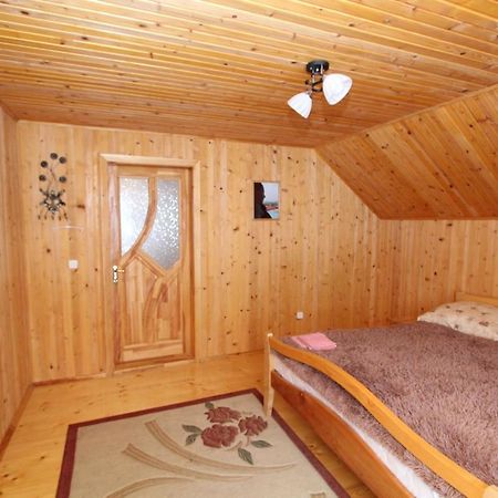 Багрівчанка Apartment Yaremche Ngoại thất bức ảnh