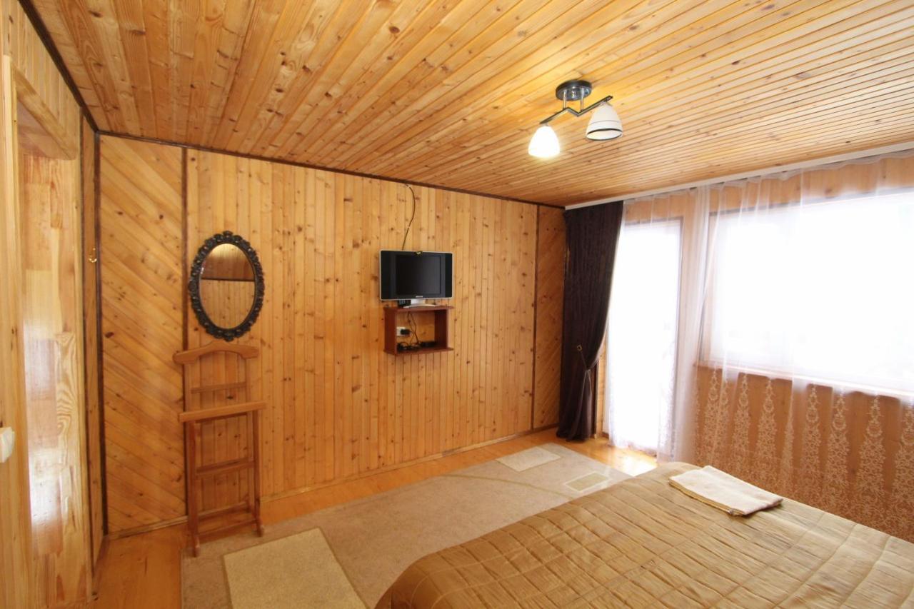 Багрівчанка Apartment Yaremche Ngoại thất bức ảnh