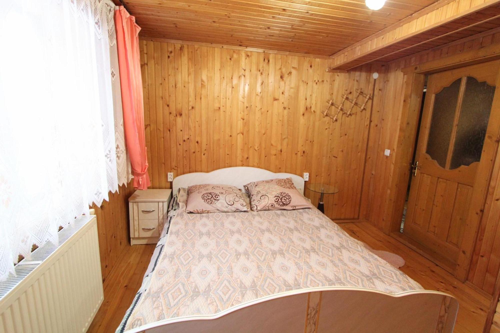 Багрівчанка Apartment Yaremche Ngoại thất bức ảnh